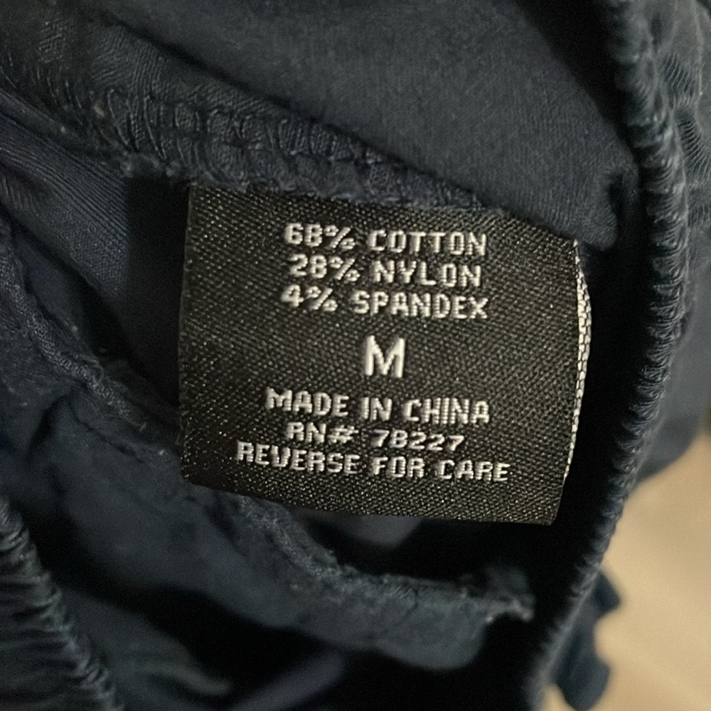 Wicked Stitch women’s navy cargo pants - Picture 7 of 7